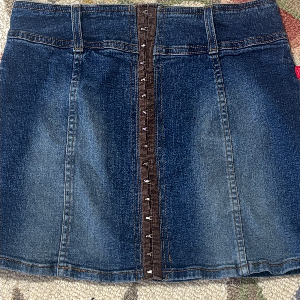 Hot Kiss Y2K Denim Mini skirt, Jean Skirt, front hook n eyes, 3 - Picture 2 of 8
